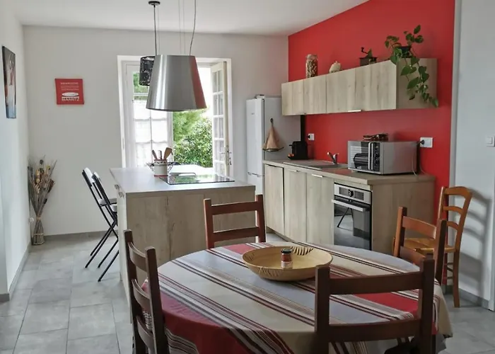 Calme Et Authentique A إيسبيليت