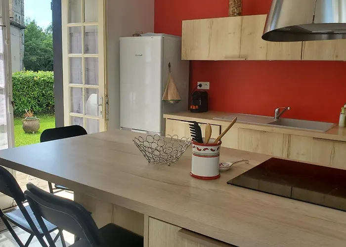 Calme Et Authentique A شقة